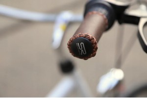 Міський жіночий велосипед Beach Cruiser 28″, алюмінієва рама, 3 швидкості Shimano Nexus, Selle Royal, білий